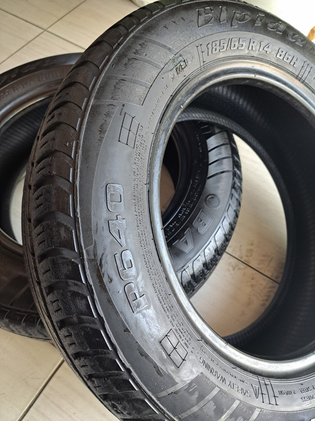 لاستیک کارکرده 185/65/14 بارز در حد 50% آجدار P640 (استوک)